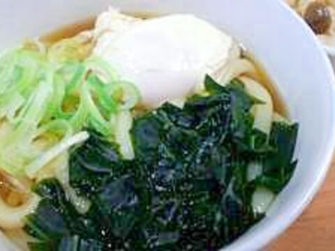 とろ～り卵noわかめうどん